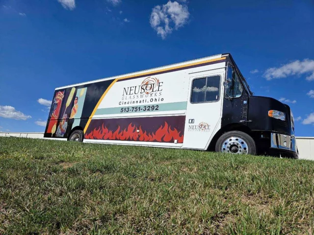 https://sharonfest.com/home/
Sharonfest Gower Park- 10997 Thornview Drive Sharonville, OH
Friday, July 24th 6pm-11pm Saturday, July 25th 5pm-11pm
Stop by our booth and enter for a free glassblowing class for two!
#neusoleglassworks #glassblowing #mobilehotshop #nonprofit