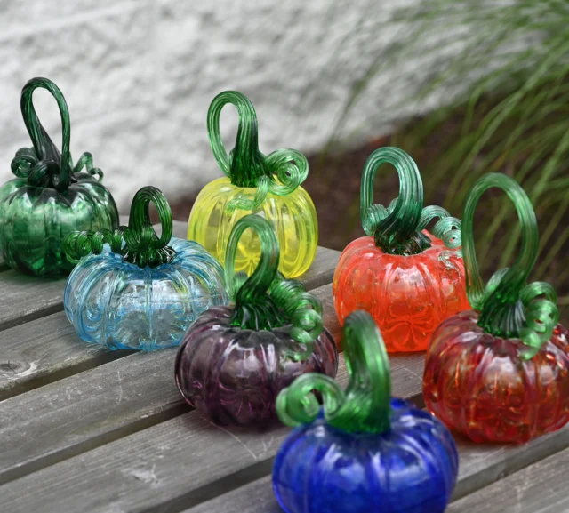 It's Our Great Pumpkin Time
With the help of our professional glassblowers, you can blow your own pumpkin from hot molten glass! Pumpkins are approximately 4'' wide x 5'' tall. Scheduled in 30-minute slots per person. Children must be 5 years or older. Ready for pick-up in 7 days. $55 per pumpkin. Payment is due upon scheduling.
�Call 513-751-3292 or email neusoleglassworks@hotmail.com. These slots fill up very fast. Color availability may change. #neusoleglassworks #glasspumpkins #glasspumpkinpatch #nonprofit