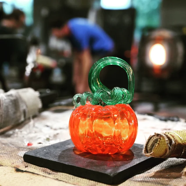 What a great time to make your glass pumpkin. With the help of our professional glassblowers, you can blow your own pumpkin from hot molten glass! Pumpkins are approximately 4'' wide x 5'' tall. Scheduled in 30-minute slots per person. Children must be 5 years or older. Ready for pick-up in 7 days. $55 per pumpkin. Payment is due upon scheduling.
�Call 513-751-3292 or email neusoleglassworks@hotmail.com. These slots fill up very fast. Color availability may change. #neusoleglassworks #glasspumpkins #glasspumpkinpatch #nonprofit