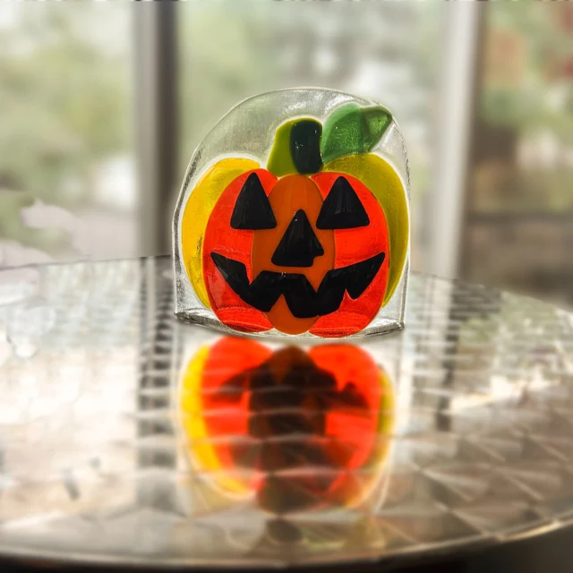 Halloween Fused Glass Display
Approx: 6.5'' wide x 6.5'' tall. This adorable display is perfect for setting a votive behind it for illumination. All ages welcome, no experience needed. Approx: 1 hour. $70 per display. Call 513-751-3292 to reserve your time, or email neusoleglassworks@hotmail.com. Payment due upon scheduling. Item available for pick up in approximately one week. #neusoleglassworks #nonprofit #halloween #pumpkin #glassfusing #jackolantern #funinthenati